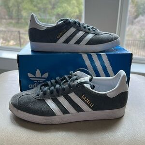 Adidas Gazelle Grey Suede Shoes Women’s Size 7.5